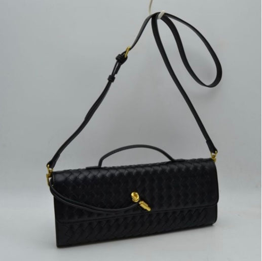 Weaved Top Handle City Clutch